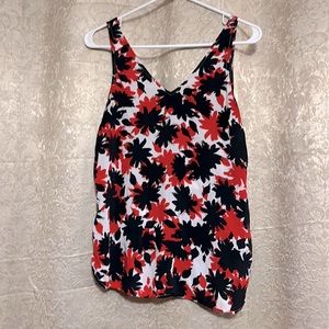 Gap tank top. Large floral print. Size medium.